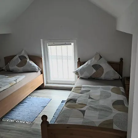 Doris Holiday home *